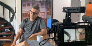 Diretor de ‘O Agente Secreto’ é o convidado do primeiro episódio da série (Crédito:Divulgação/Curta!)