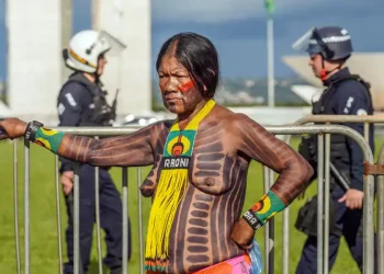 Marcha de indígenas de todo país que participam do Acampamento Terra Livre - ATL 2026. Foto: Rafa Neddermeyer/Agência Brasil