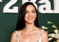 Katy Perry durante evento da Baby2Baby, em Hollywood, na Califórnia - Michael Tran - 9.nov.24/AFP
