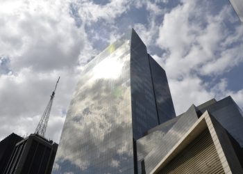 Avenida Paulista  São Paulo (SP)  06.02.2022 A Avenida Paulista recebe aos domingos o Programa Ruas Abertas, com liberação da via aos pedestres,  ciclistas  e interrupção da circulação de carros e ônibus. Foto: Jose Cordeiro/SPTuris