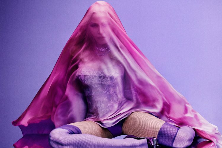Madonna em foto de divulgação do disco 'Confessions II' - Rafael Pavarotti/Divulgação