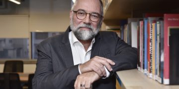 Retrato de Ricardo Henriques, convidado do Roda Viva de 19 de outubro