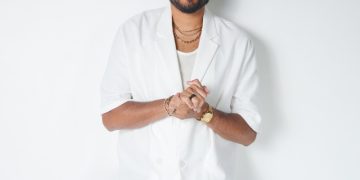 Cantor Yan em imagem de divulgação dos shows no SextaGode e no JK Shopping, em Brasília